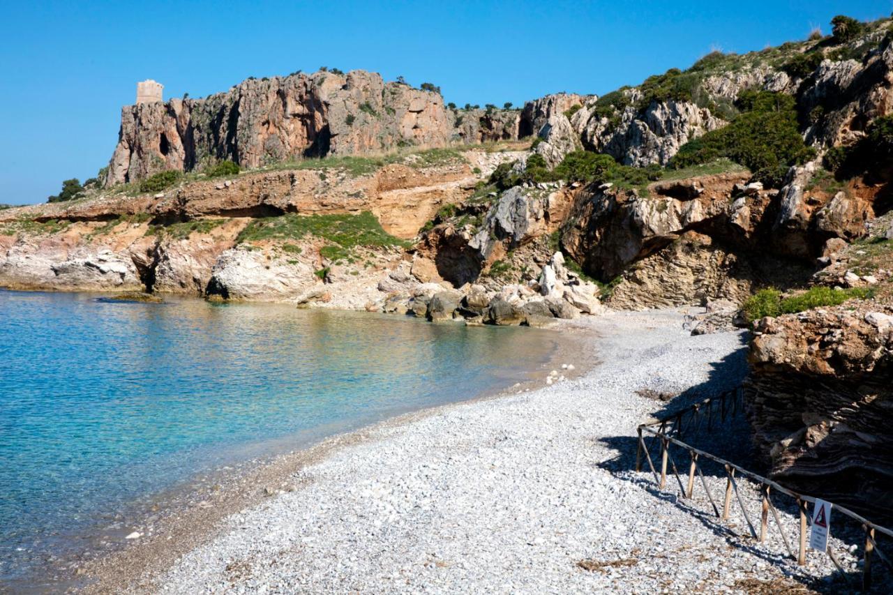 Perla Di Mare Appartamenti Castelluzzo Luaran gambar