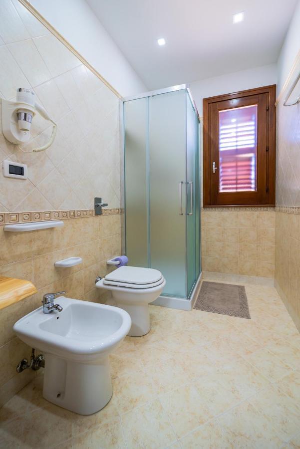 Perla Di Mare Appartamenti Castelluzzo Luaran gambar