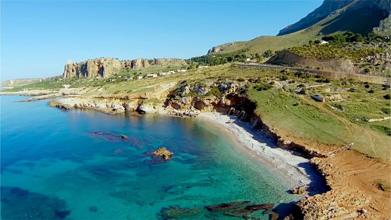 Perla Di Mare Appartamenti Castelluzzo Luaran gambar