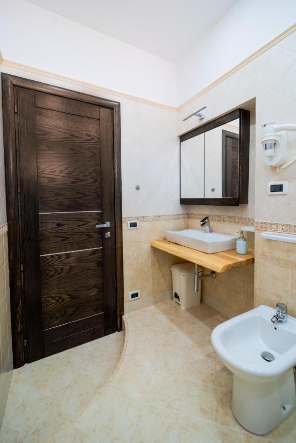 Perla Di Mare Appartamenti Castelluzzo Luaran gambar